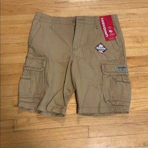 Mens unionbay cargo shorts size 34 waist